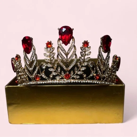 👑 Gold Baroque Crystal Crown | Red Gem Tiara - Picture 3 of 8